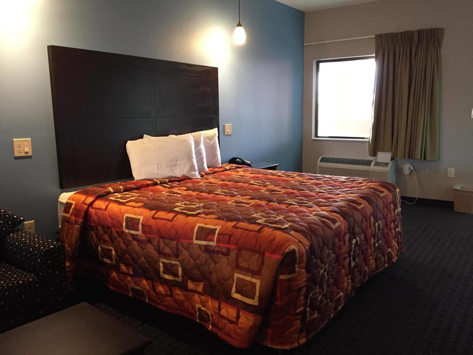 Classic Inn & Suites Humble Dış mekan fotoğraf
